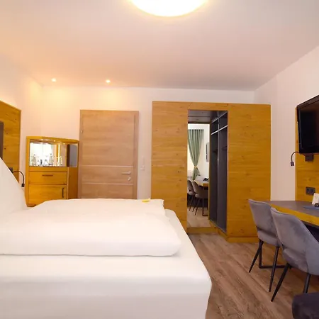 Krone - Garni Hotel